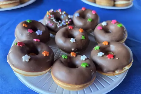 Crumbs photo 4